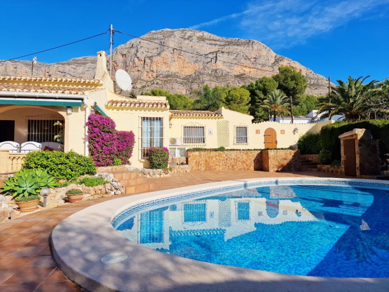 Villa de 3 habitaciones en Montgó, Jávea