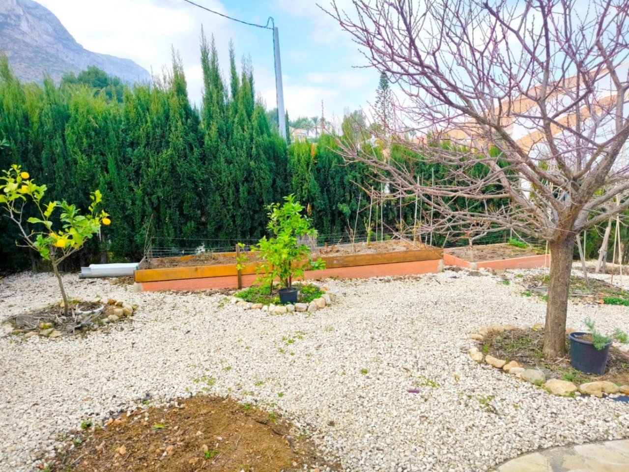 Villa met gastenappartementen en uitzicht op zee in Montgó, Dénia