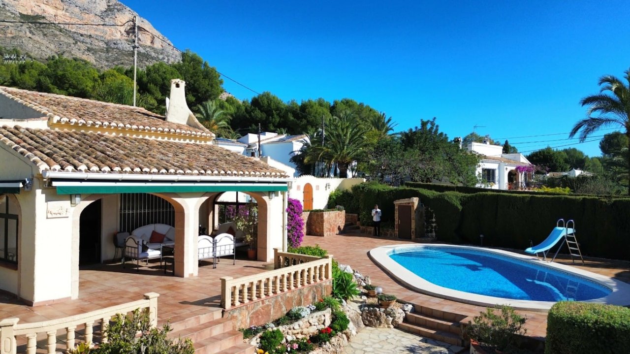 Villa de 3 habitaciones en Montgó, Jávea