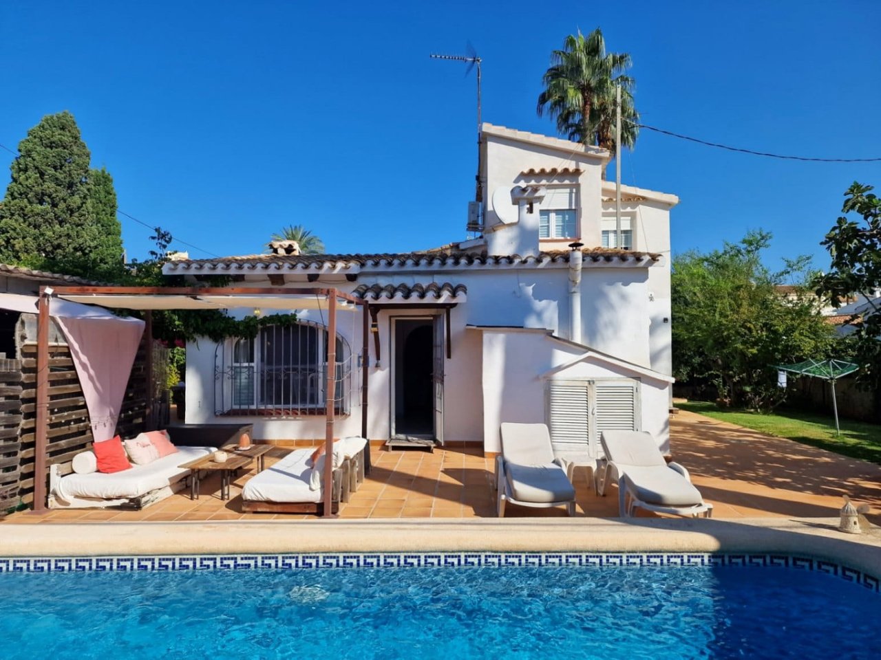 Villa met 4 slaapkamers aan het strand van Las Marinas de Dénia