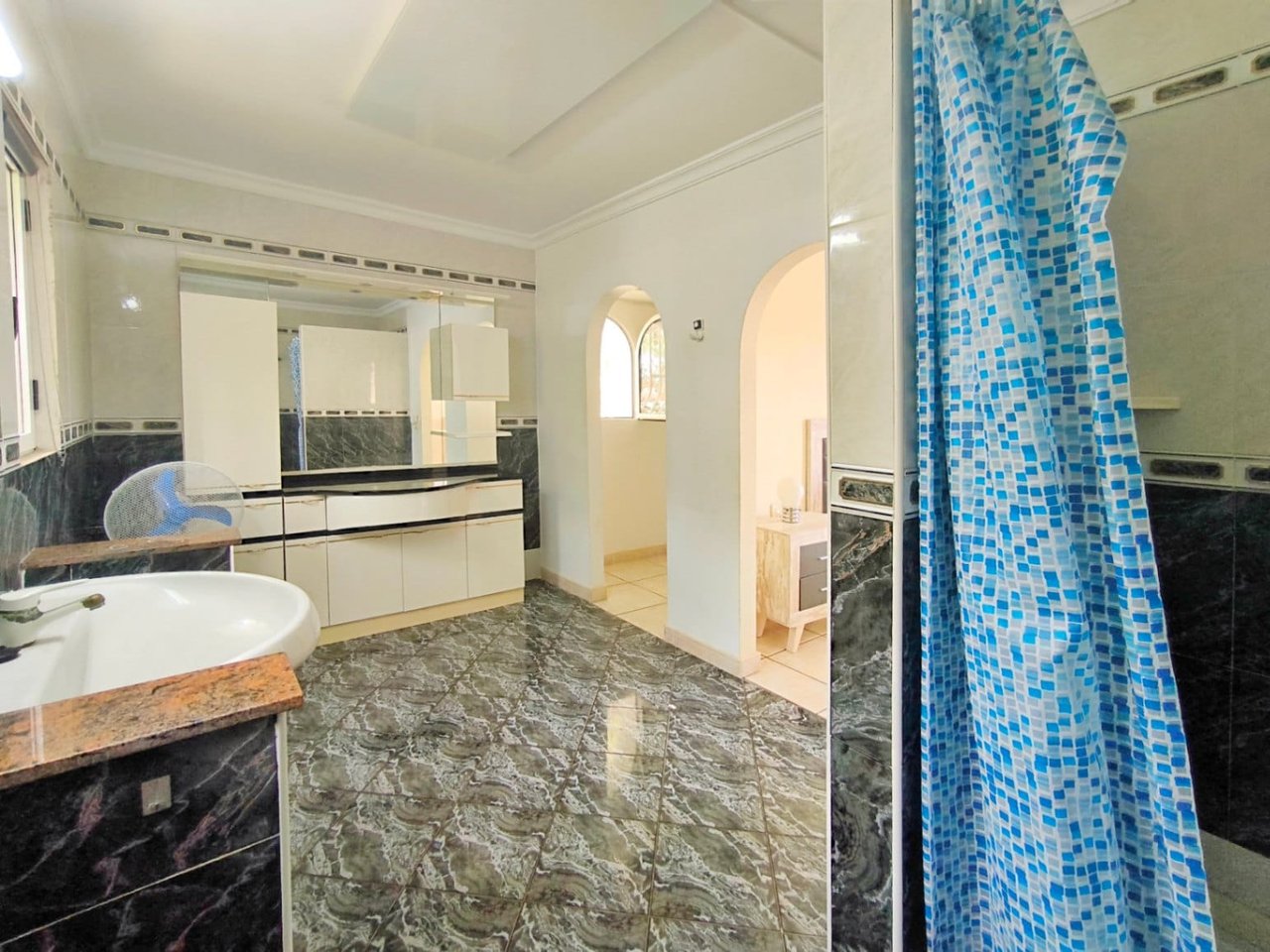 Villa met 4 slaapkamers en uitzicht op zee in Montgó