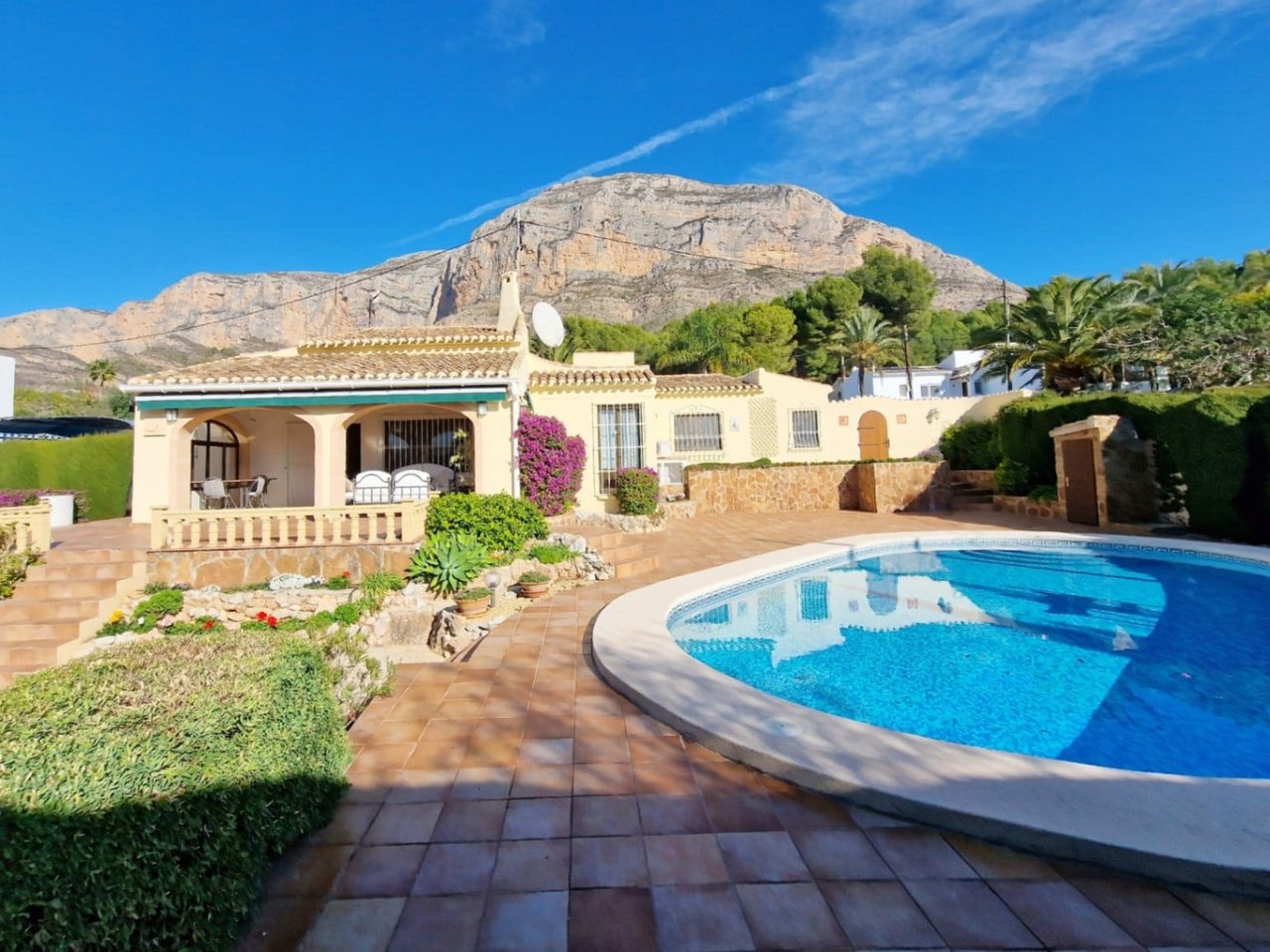 Villa de 3 habitaciones en Montgó, Jávea