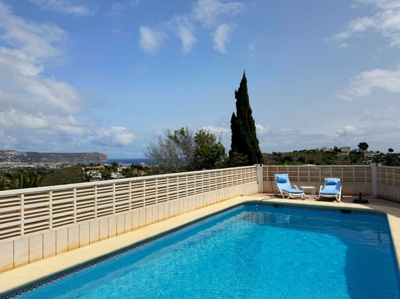 Villa con potencial de reforma en Jávea