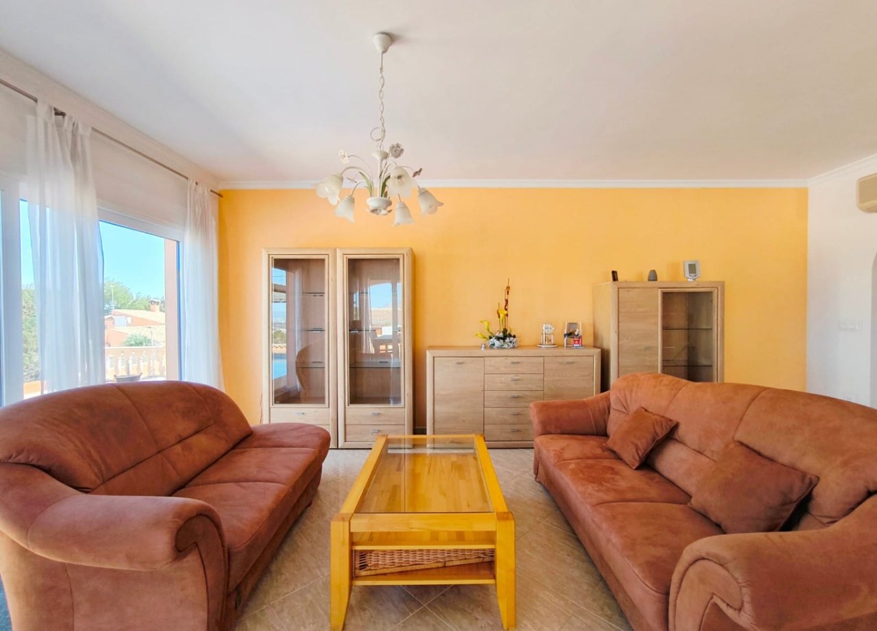 Villa met 3 slaapkamers en uitzicht op zee in La Marquesa, Dénia