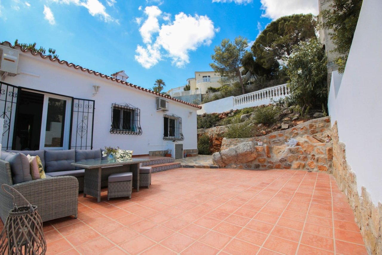Villa met 4 slaapkamers en uitzicht op zee in Galeretes, Dénia