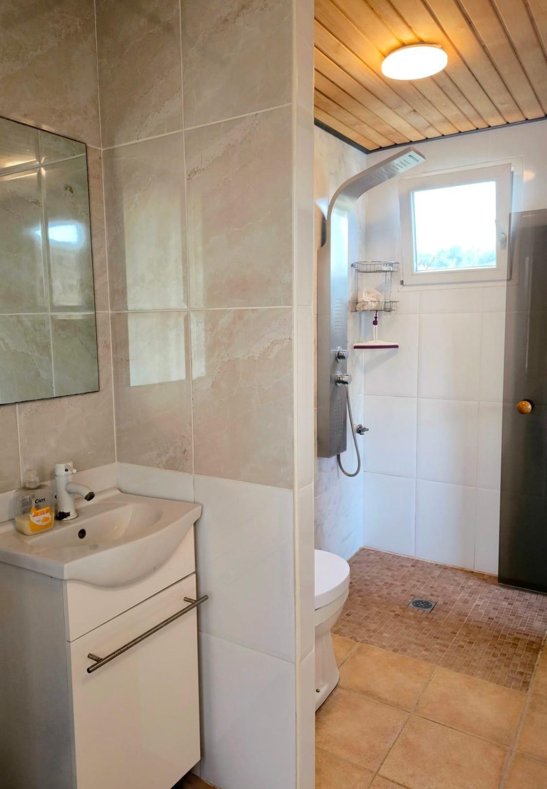 Villa met gastenappartementen en uitzicht op zee in Montgó, Dénia