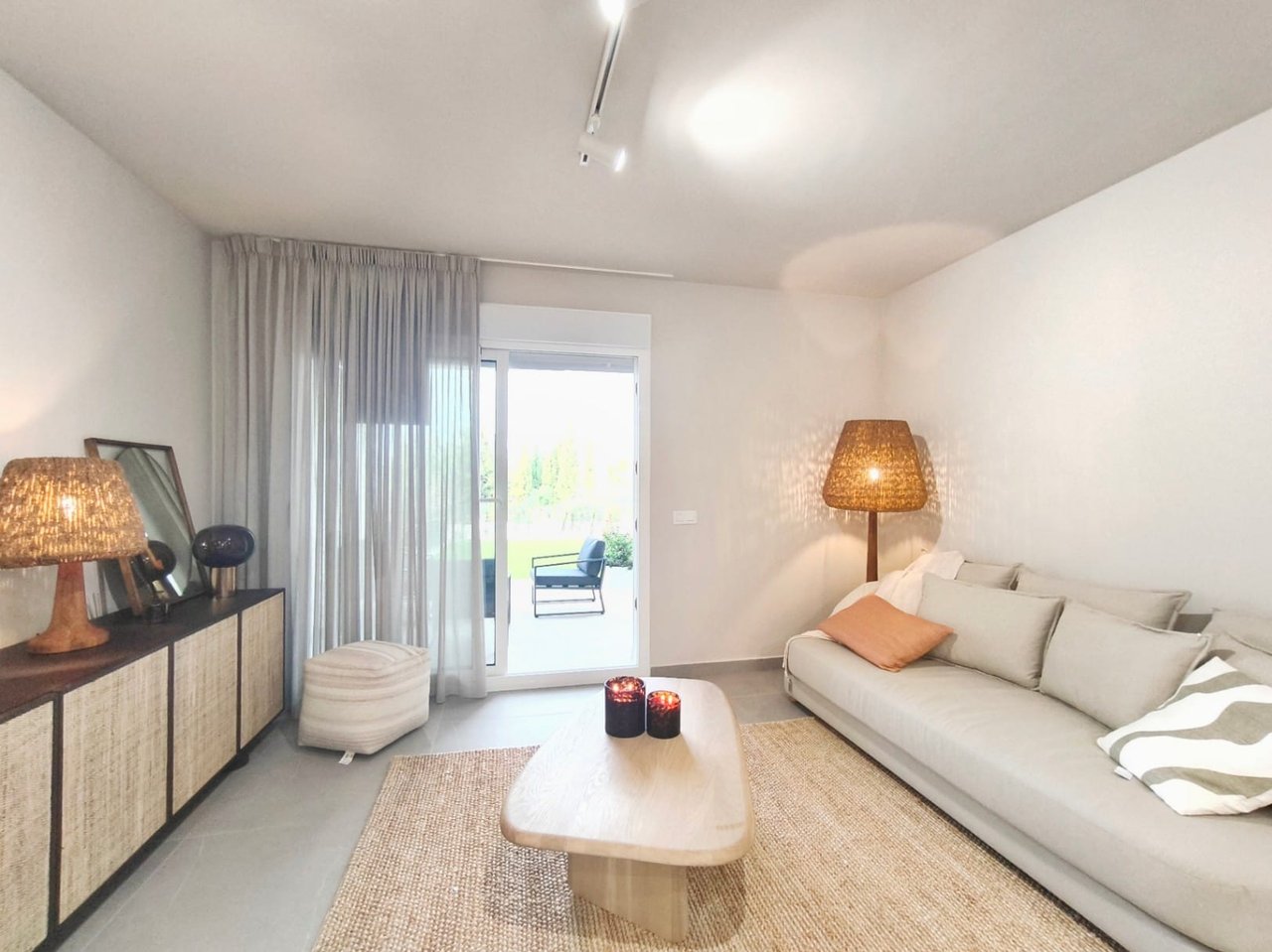 Apartamento de 2 habitaciones en el Montgó, Dénia