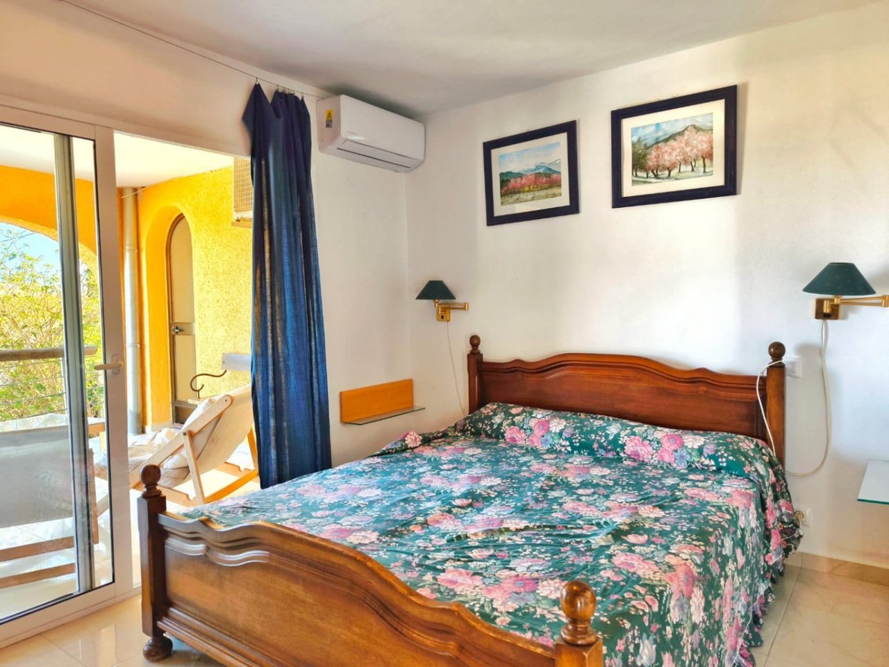 Villa met uitzicht op zee en gastenappartement in Montgó, Dénia
