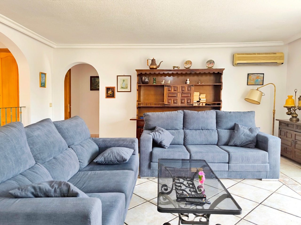 Villa met 4 slaapkamers en uitzicht op zee in Montgó