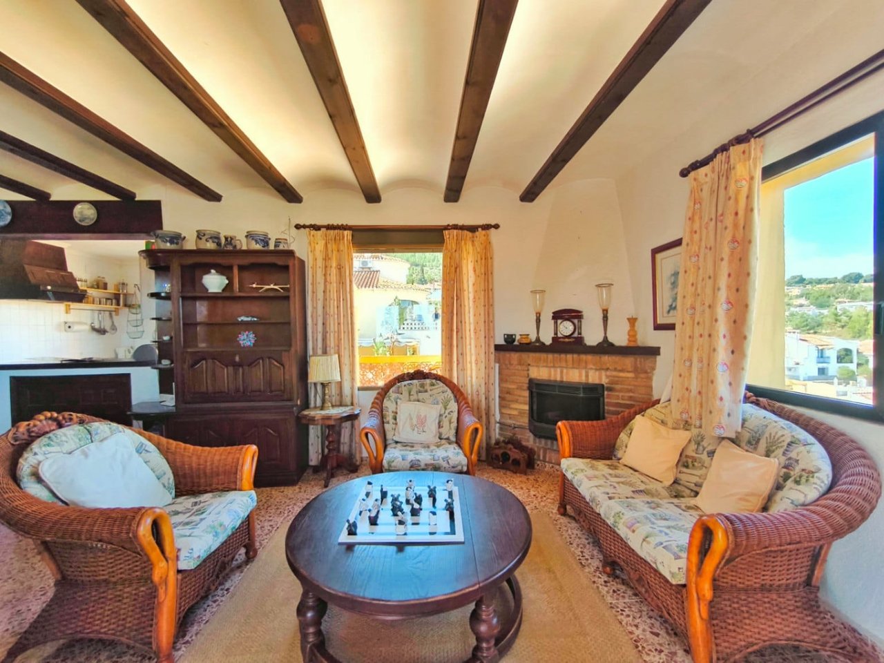 Villa met uitzicht op zee en gastenappartement in Montgó, Dénia