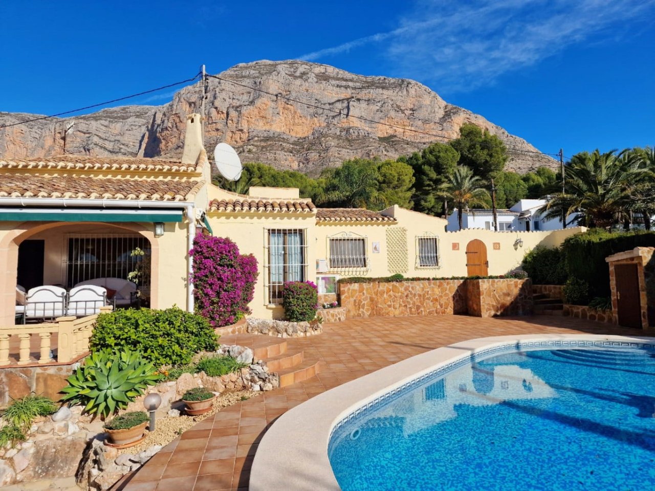 Villa de 3 habitaciones en Montgó, Jávea