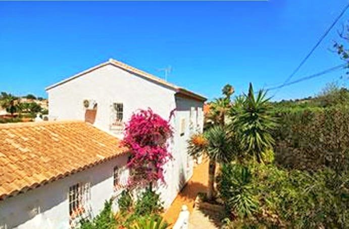 Villa met 4 slaapkamers en uitzicht op zee in Montgó