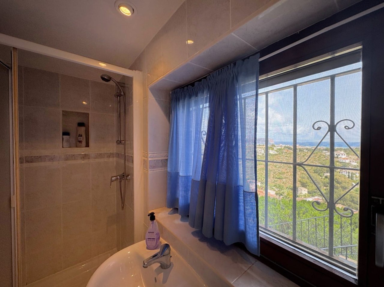 Villa con potencial de reforma en Jávea