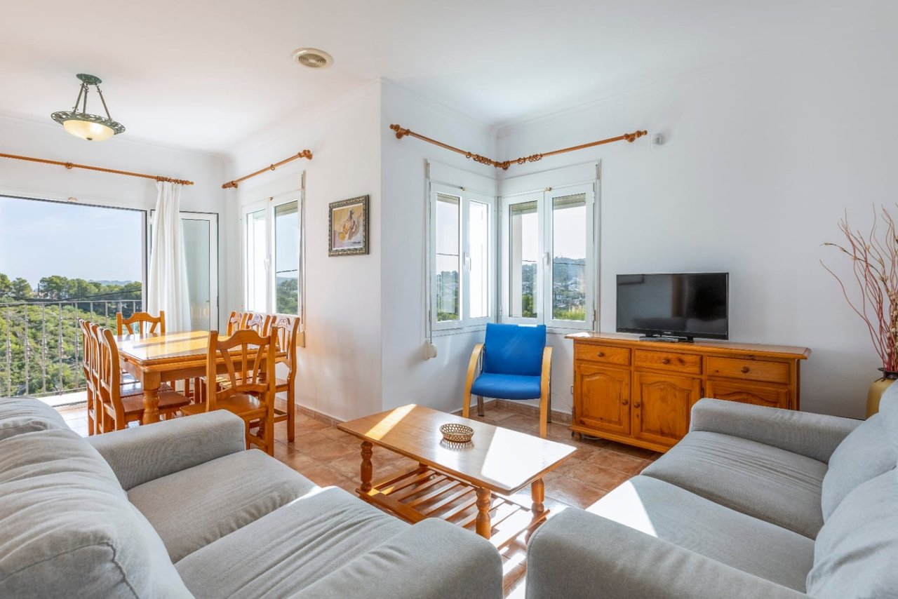 Proyecto - Villa de 5 dormitorios con vistas al mar en Jávea