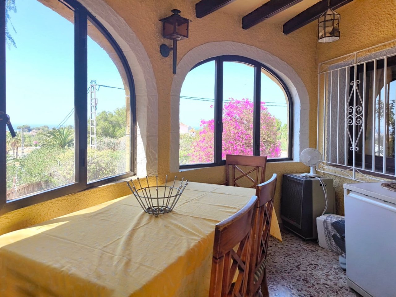Villa met 2 slaapkamers en uitzicht op zee in Montgó, Dénia
