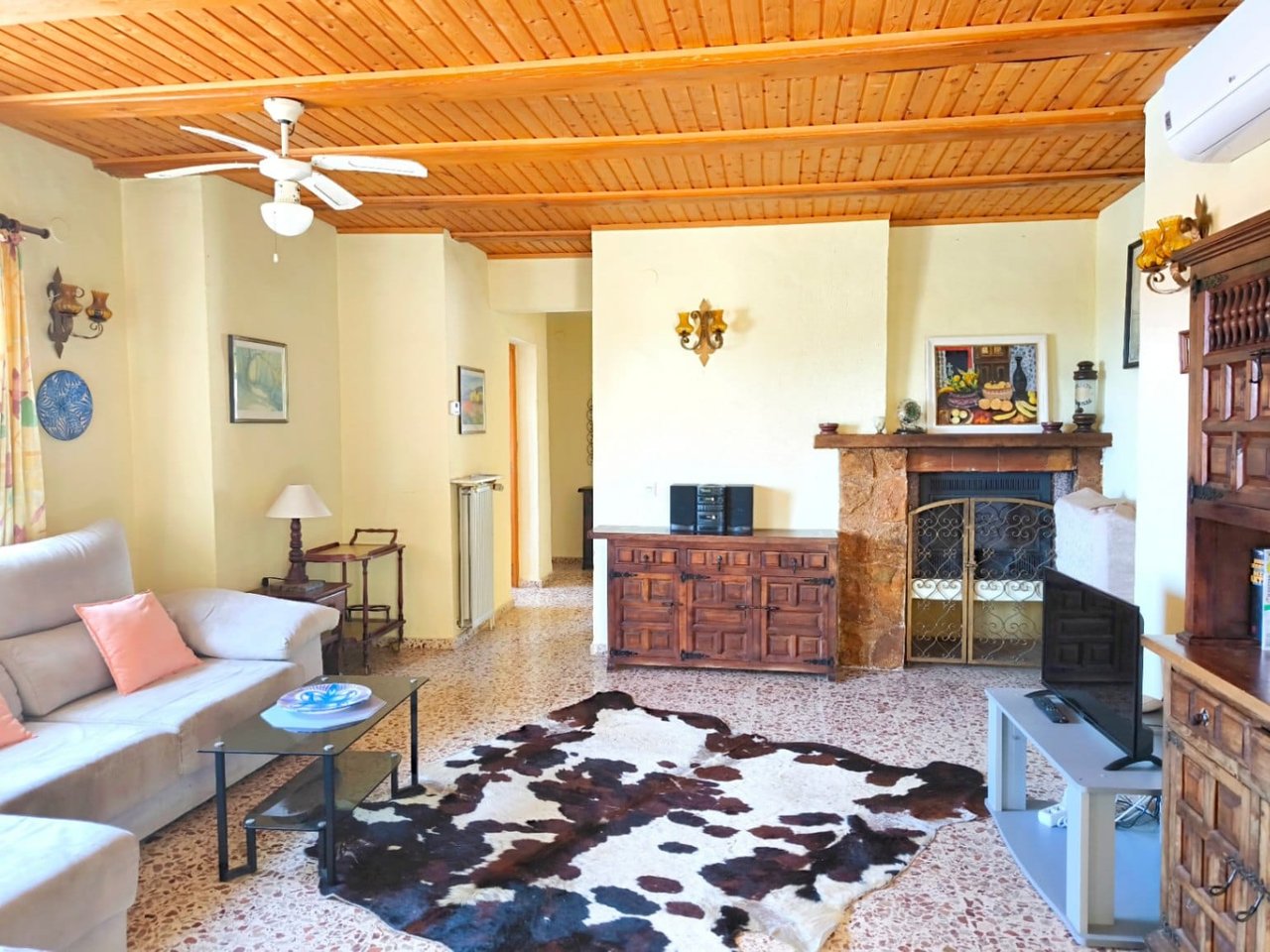Villa met 2 slaapkamers en uitzicht op zee in Montgó, Dénia