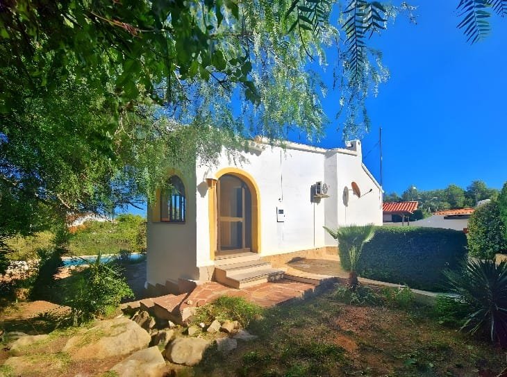 Villa met 2 slaapkamers en uitzicht op zee in Montgó, Dénia