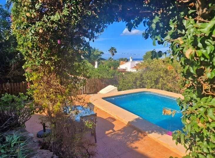 Villa met 2 slaapkamers en uitzicht op zee in Montgó, Dénia