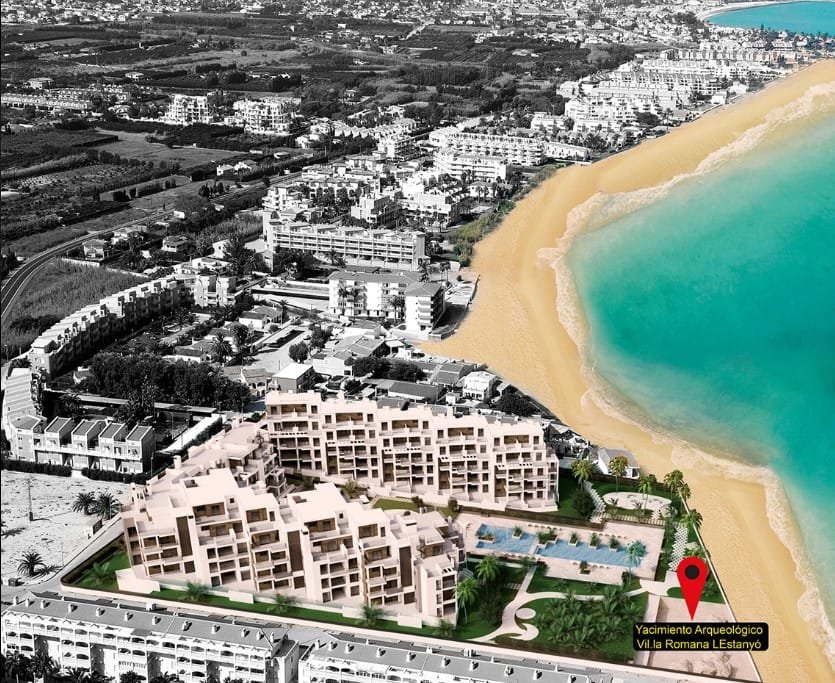 Apartamento de obra nueva en primera línea en playa en Dénia