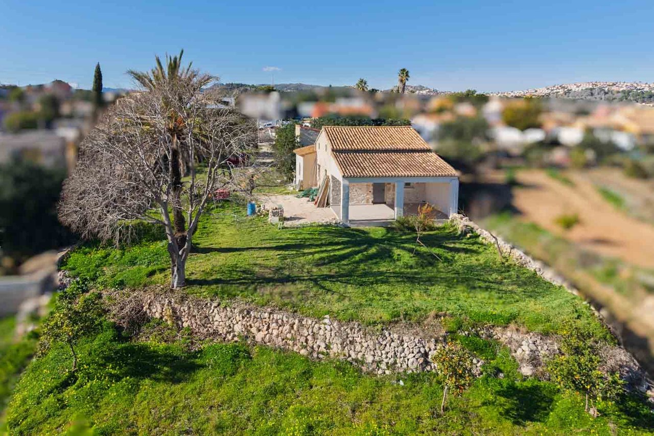 8320GAT Villa en reforma al estilo mediterraneo a la venta en Gata de Gorgos.