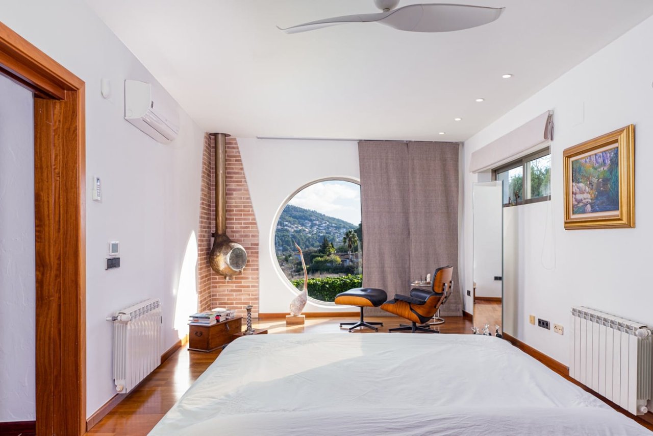 Renovated finca with a lot of charm with guest apartment
