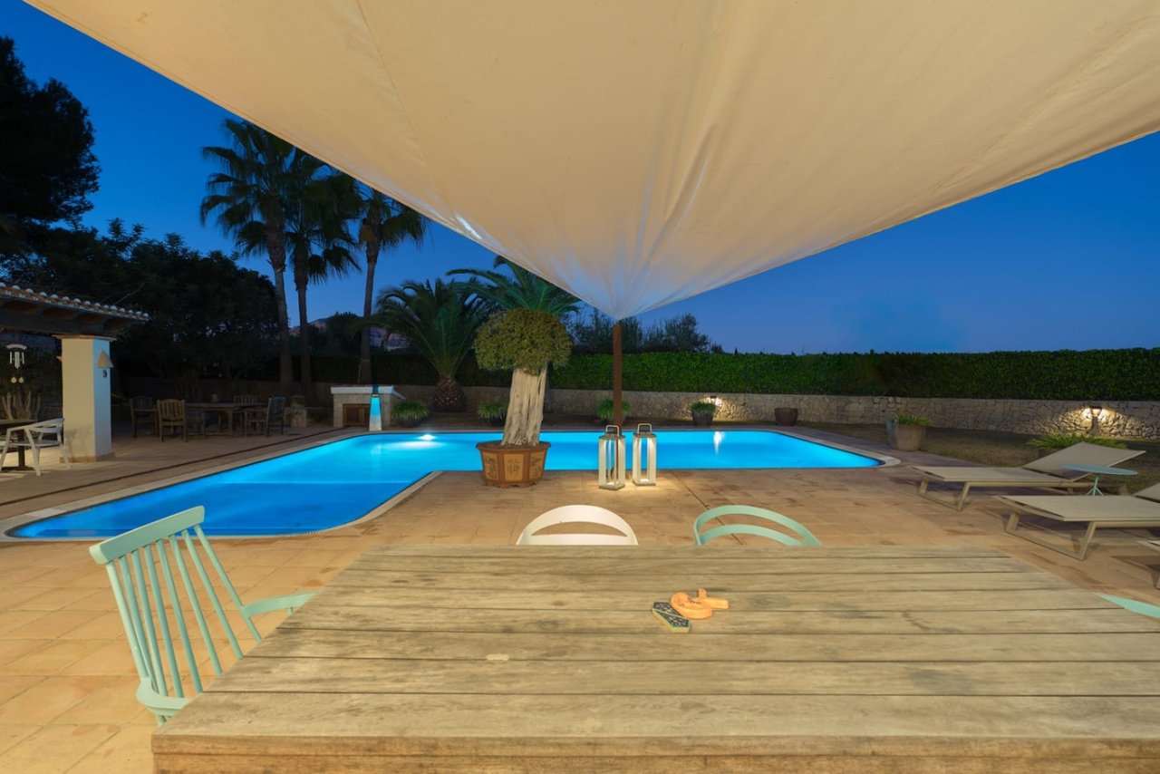 Renovated finca with a lot of charm with guest apartment
