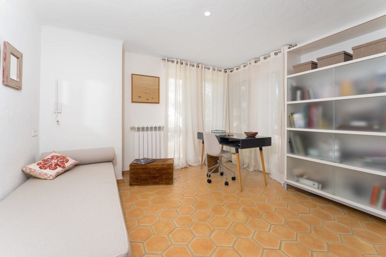 Renovated finca with a lot of charm with guest apartment