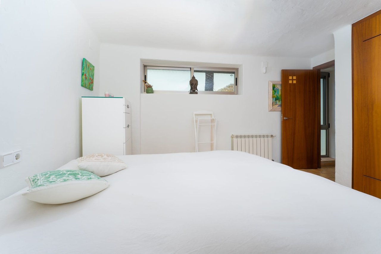 Renovated finca with a lot of charm with guest apartment