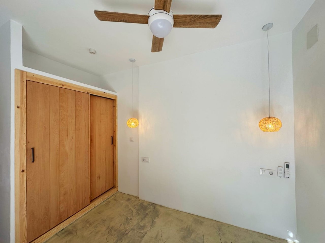 Finca Ibiza style con 4 dormitorios y apartamento de invitados