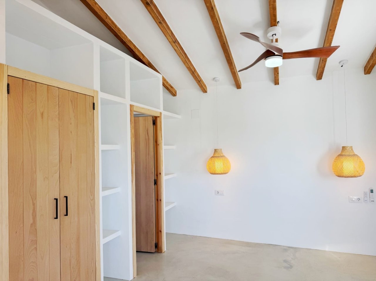 Finca Ibiza style con 4 dormitorios y apartamento de invitados