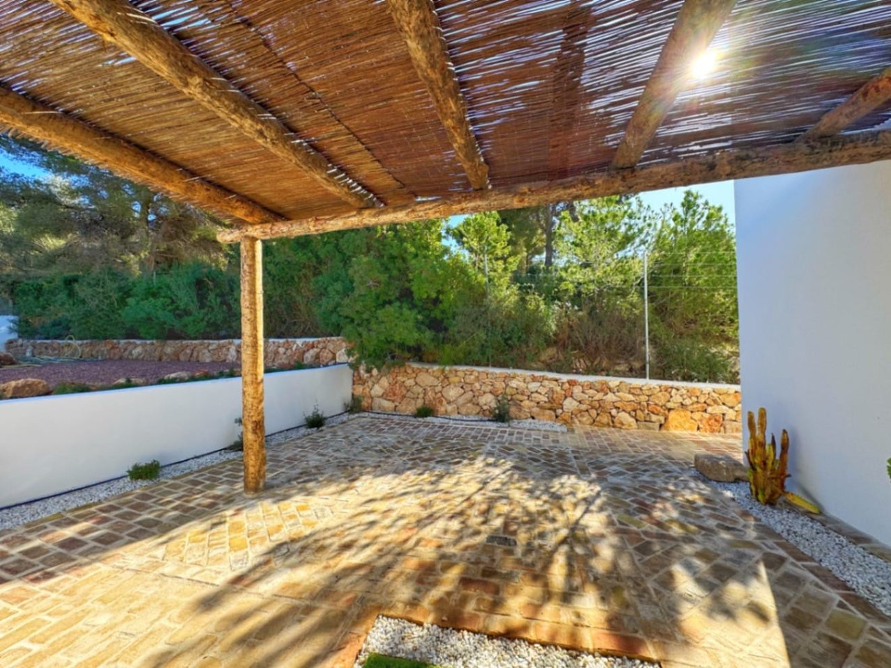 Finca Ibiza style con 4 dormitorios y apartamento de invitados