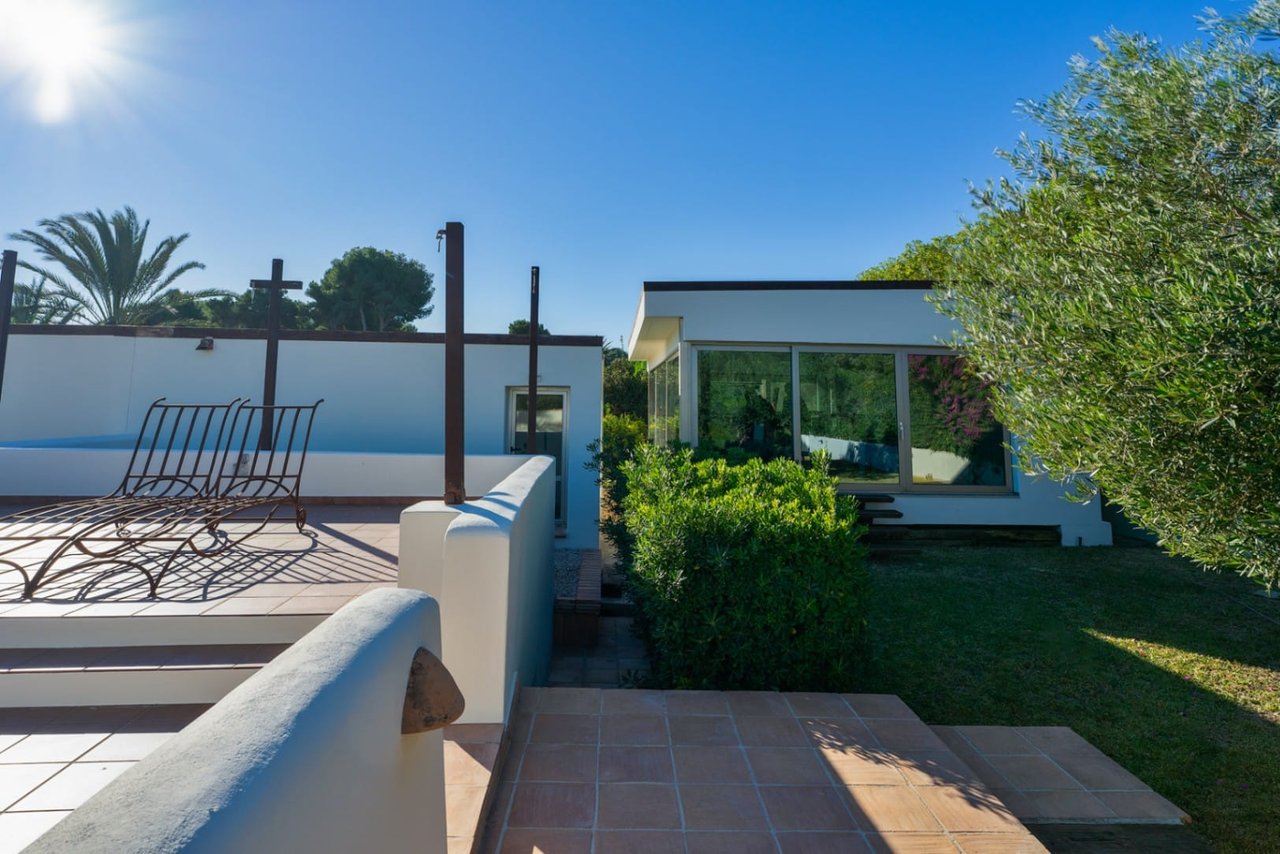Renovated finca with a lot of charm with guest apartment