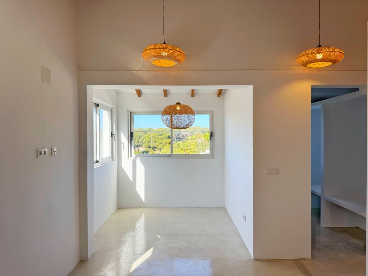 Finca Ibiza style con 4 dormitorios y apartamento de invitados