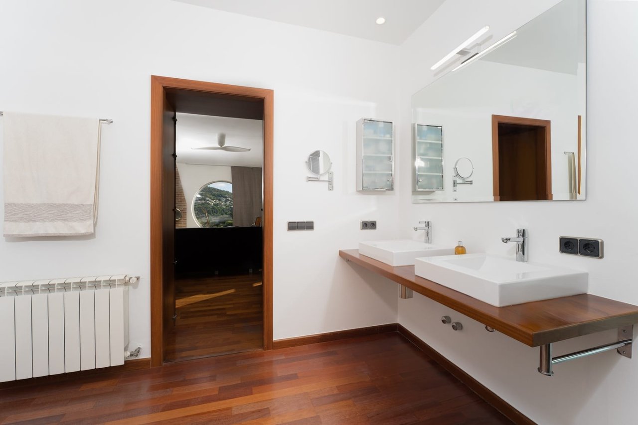 Renovated finca with a lot of charm with guest apartment