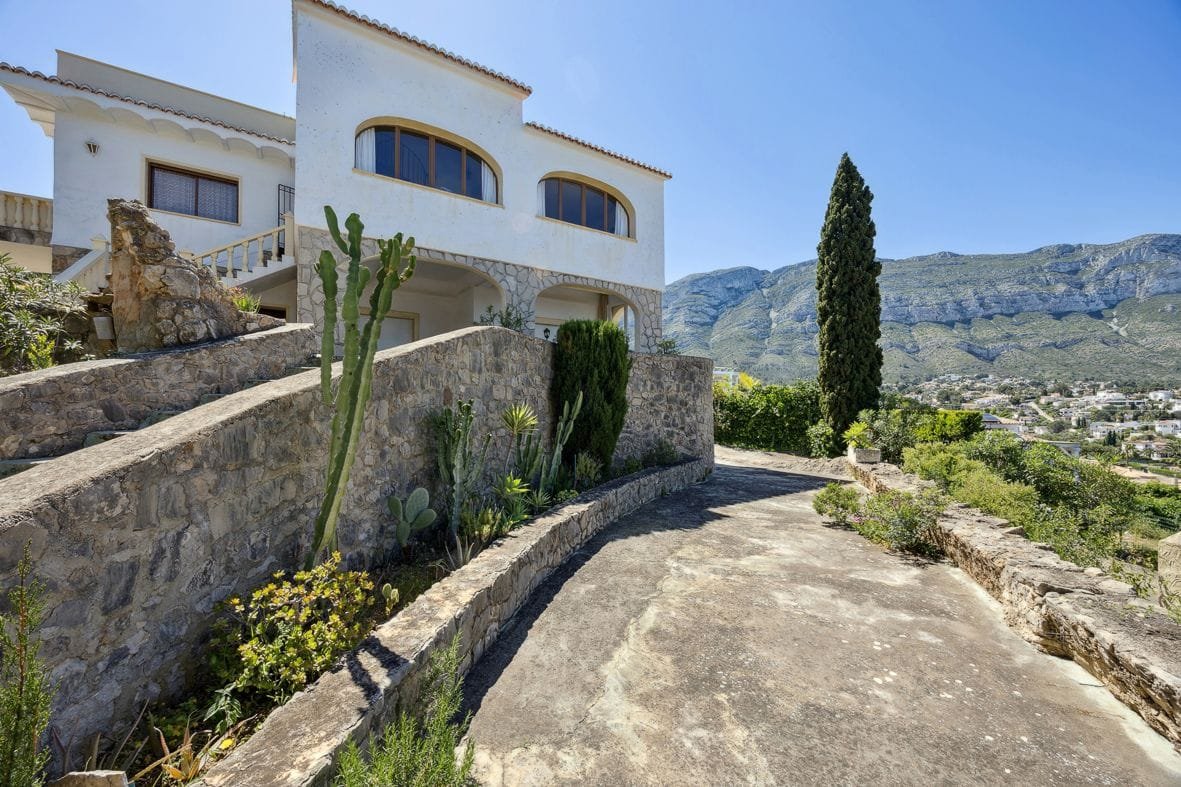 Gran villa con las vistas más impresionantes de Dénia.