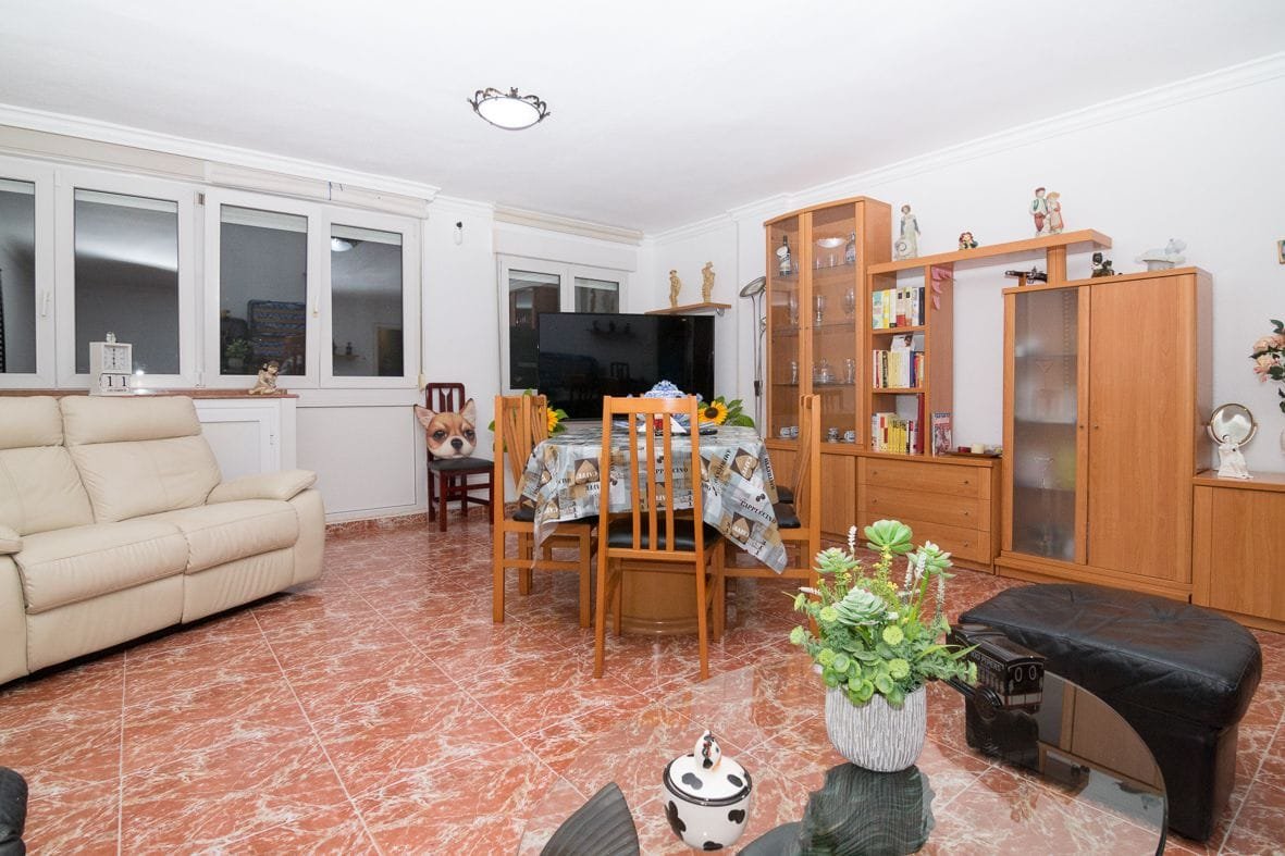 Piso de gran tamaño en venta.