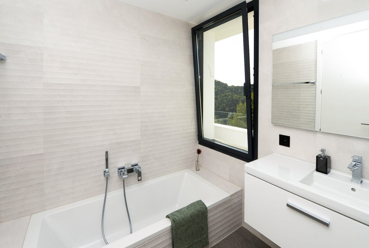 4618JAV Impressive modern luxury villa with sea views for sale in Jávea
