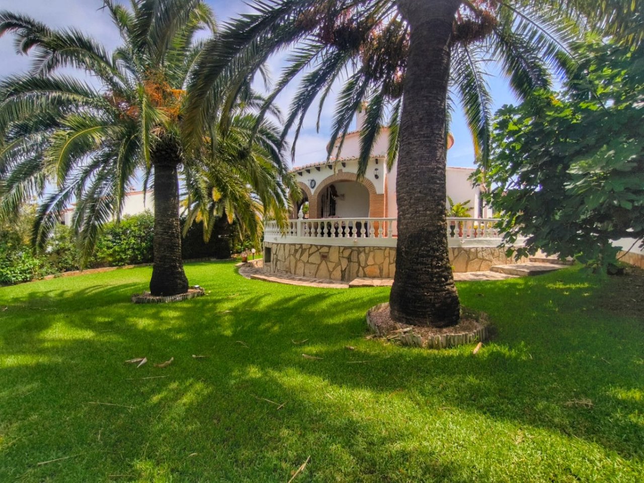 Villa de 3 dormitorios renovada en el Montgó, Dénia