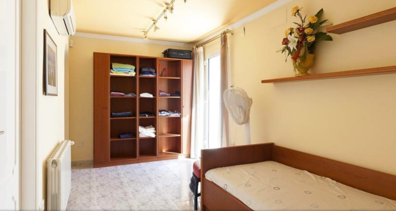 Villa con apartamento de invitados en el Montgó, Dénia