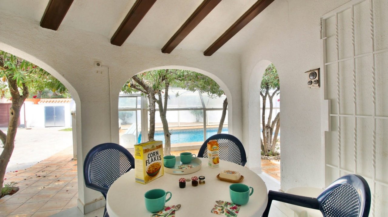 Chalet en Dénia en primera línea de playa