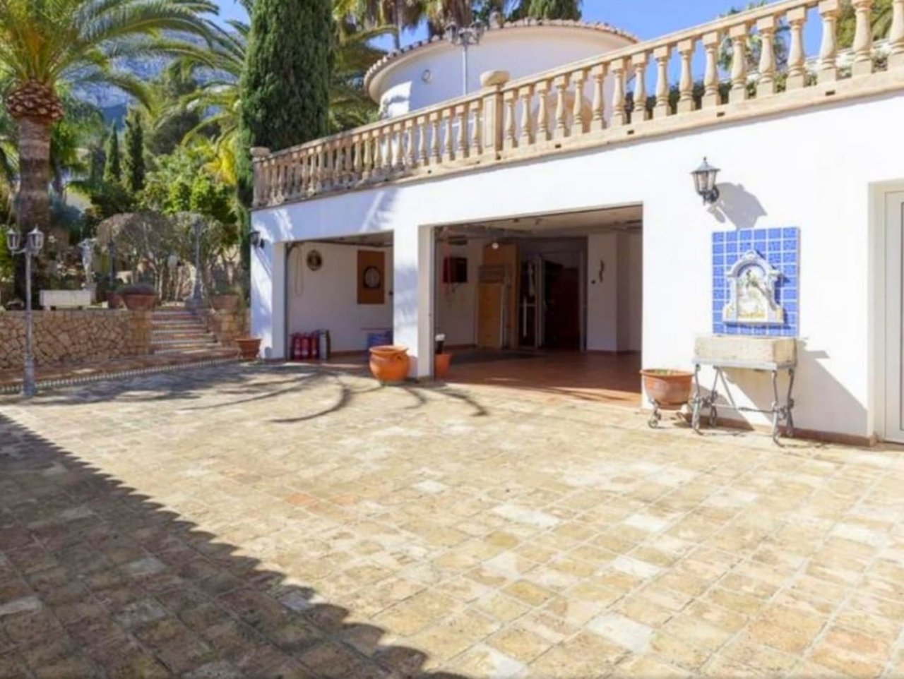 Villa con apartamento de invitados en el Montgó, Dénia