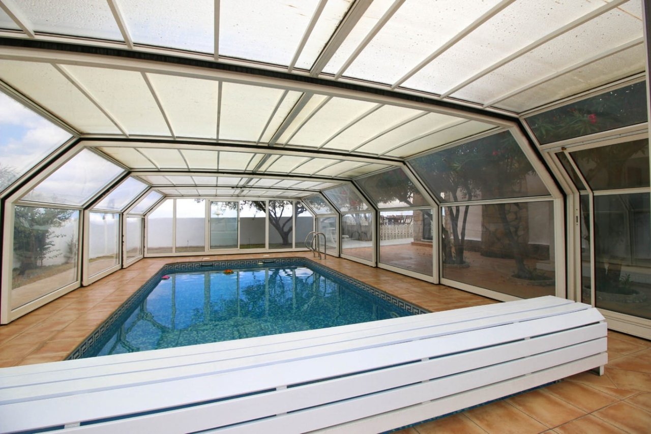 Chalet en Dénia en primera línea de playa