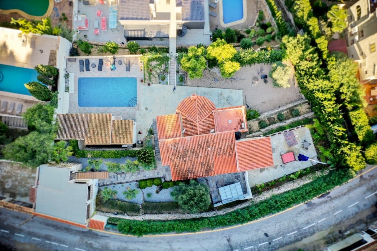 Villa for sale in Jávea with sea views and a short distance from Portixol beach