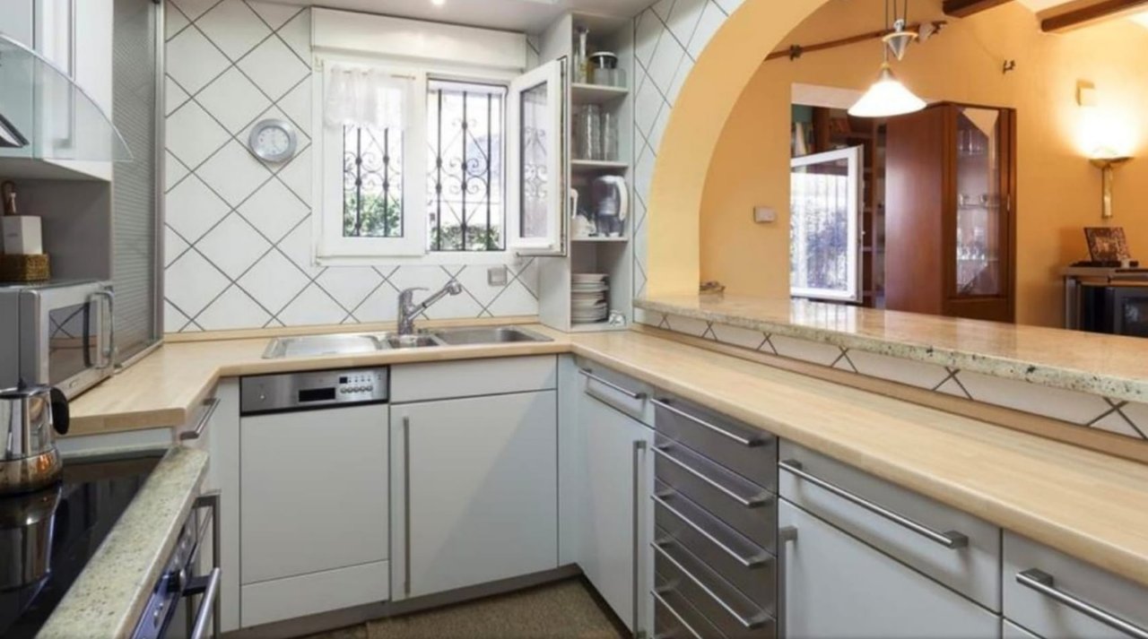 Villa con apartamento de invitados en el Montgó, Dénia