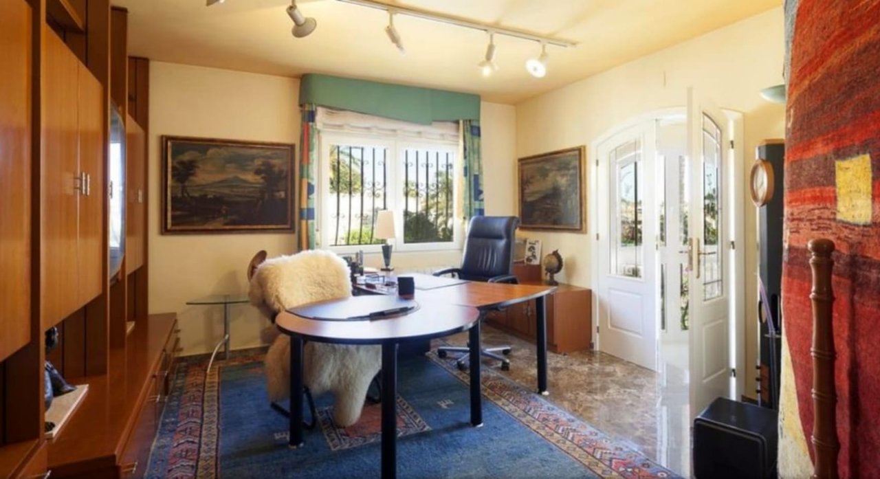 Villa con apartamento de invitados en el Montgó, Dénia