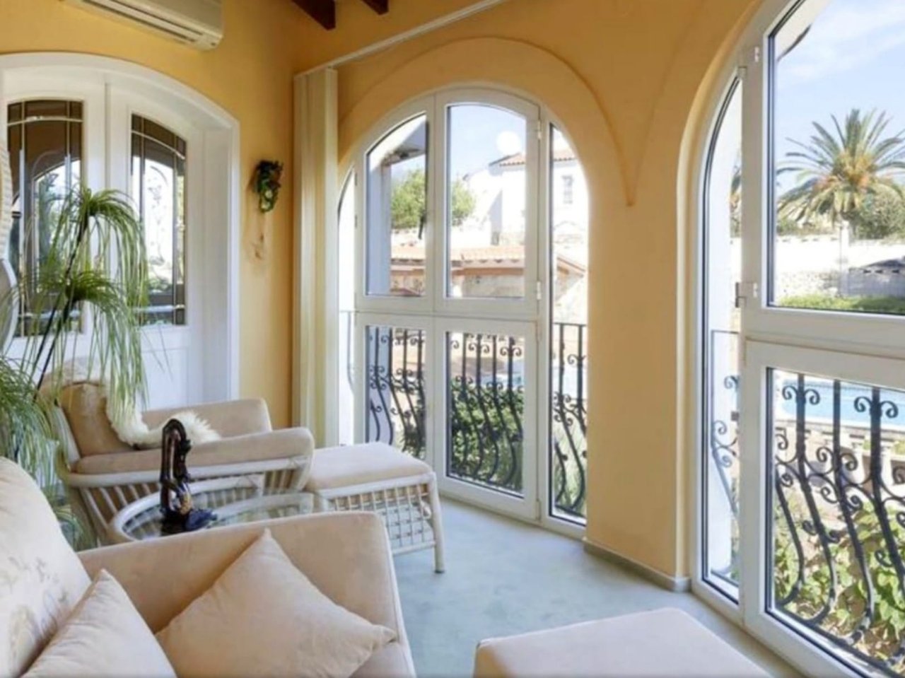 Villa con apartamento de invitados en el Montgó, Dénia
