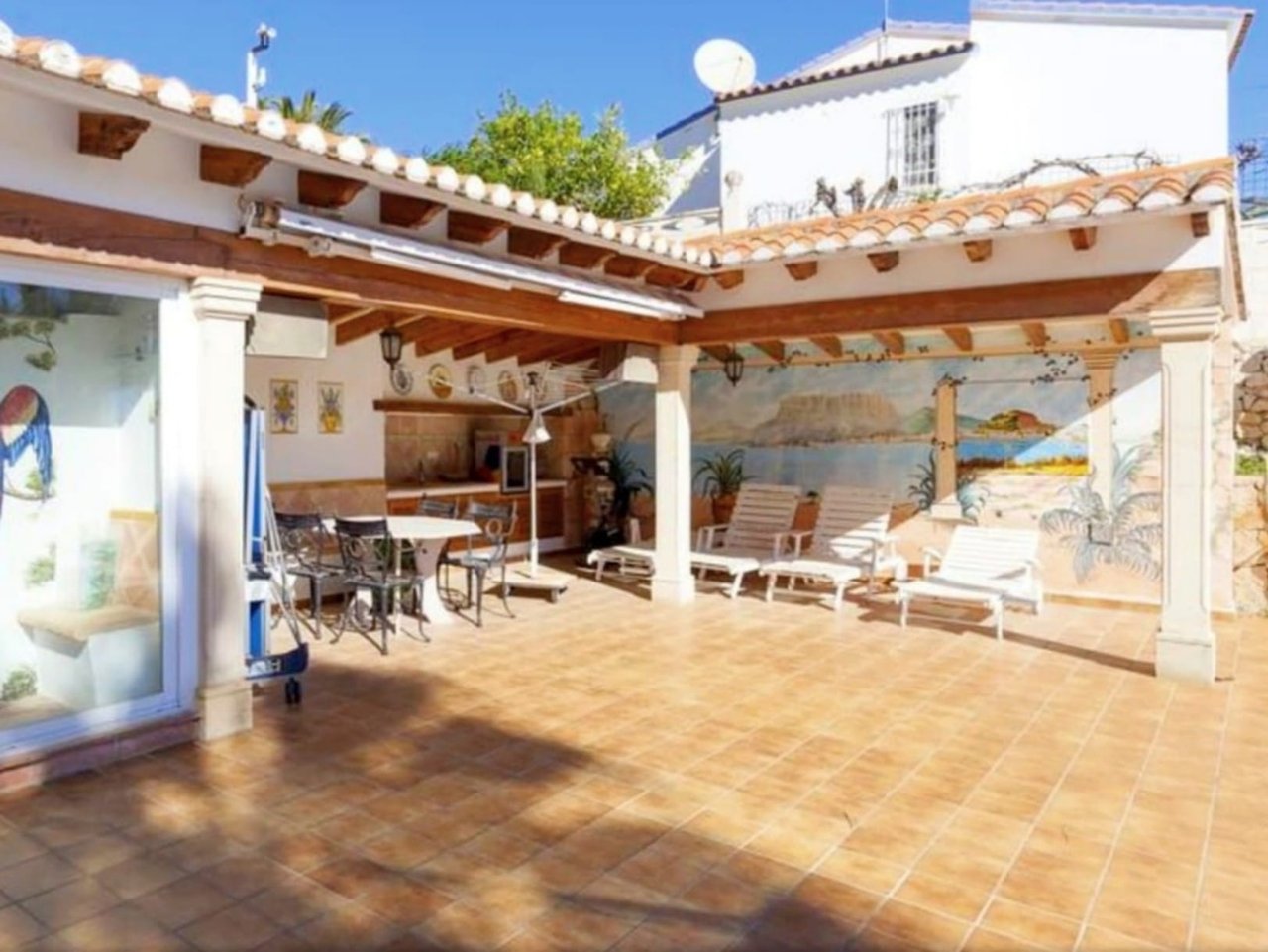 Villa con apartamento de invitados en el Montgó, Dénia