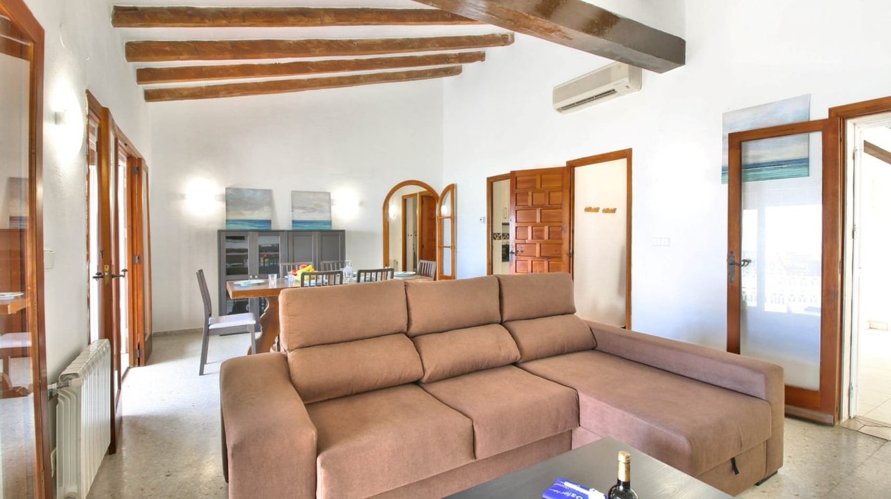 Chalet en Dénia en primera línea de playa