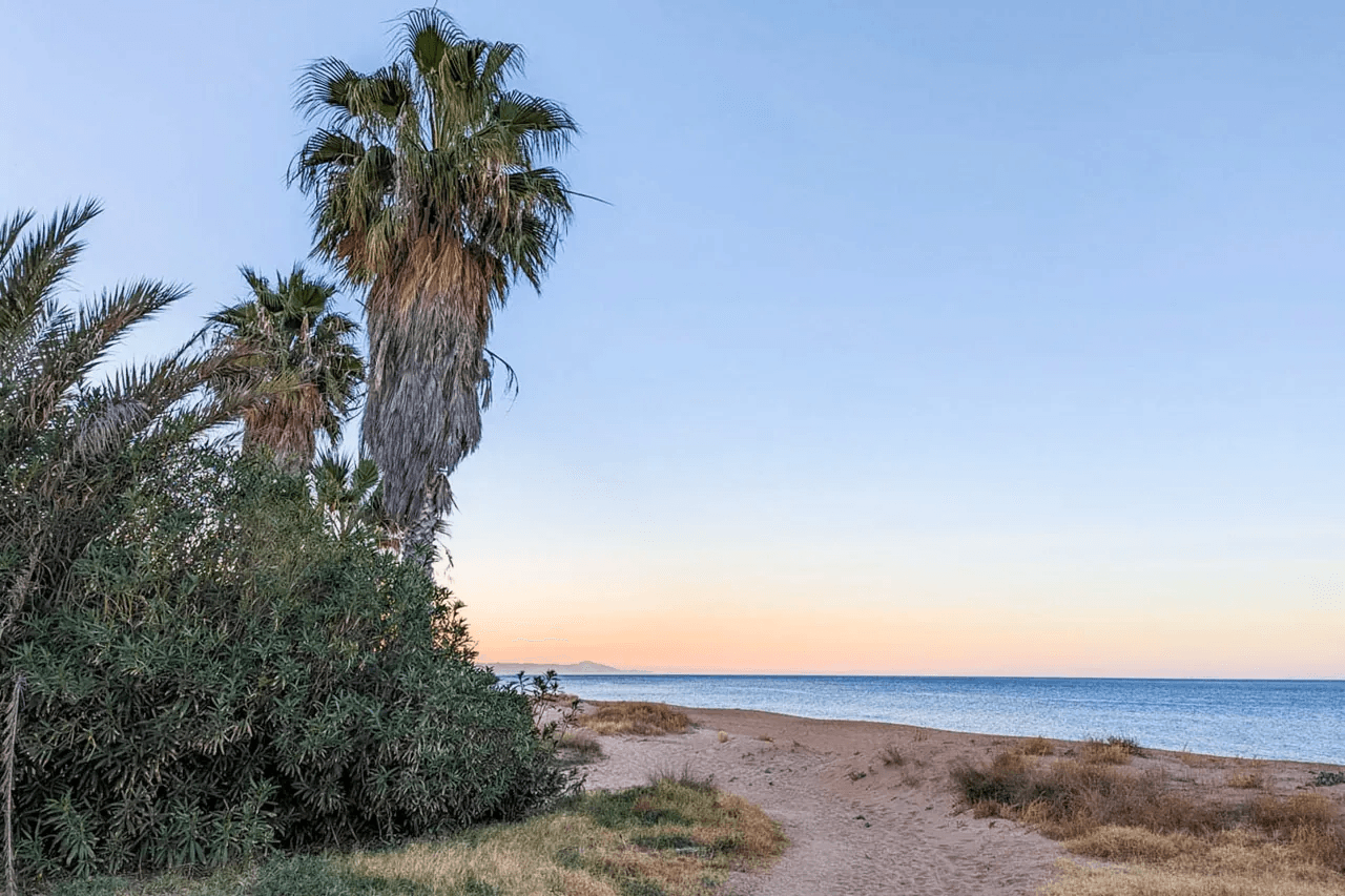 8327DEN Villa moderna a la venta en Denia.