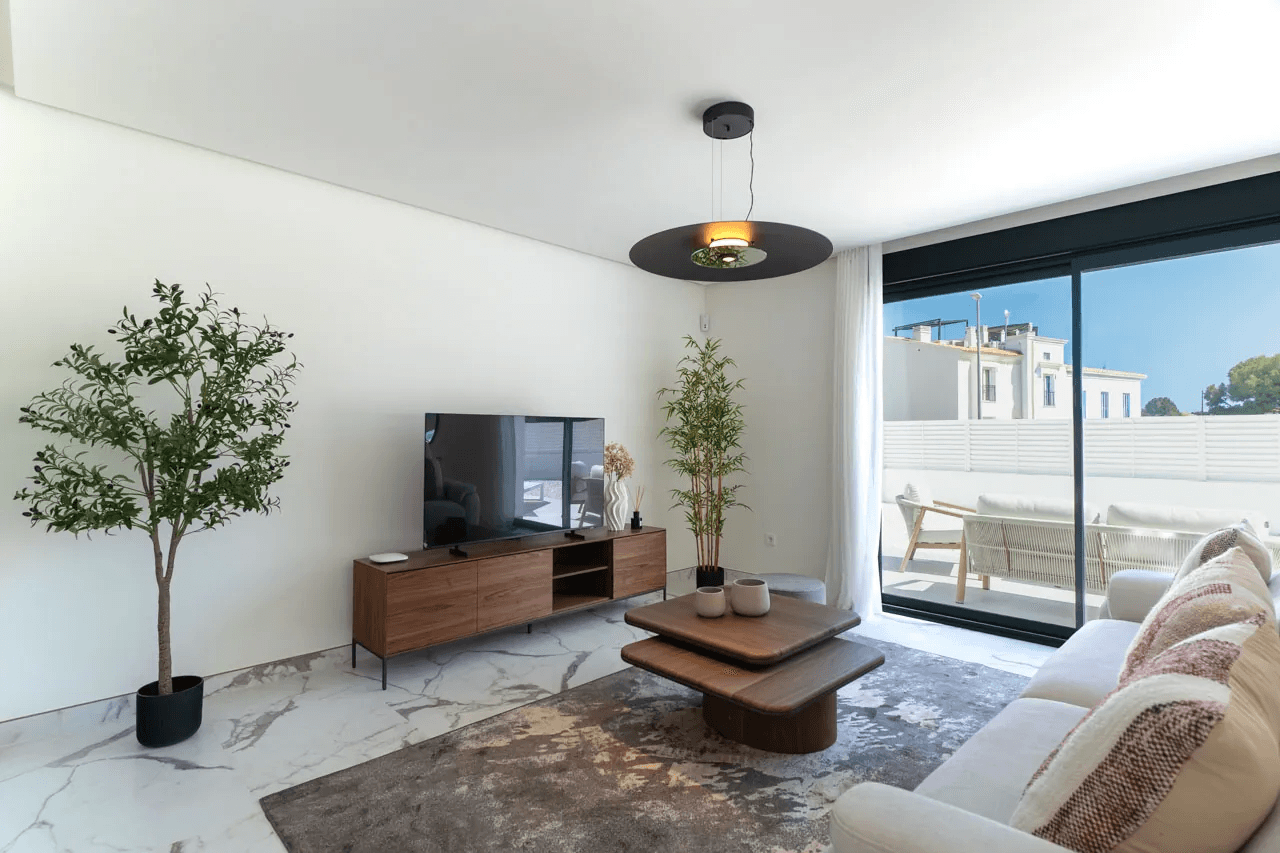 8327DEN Villa moderna a la venta en Denia.